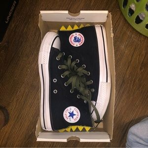 Converse “Dinoverse”